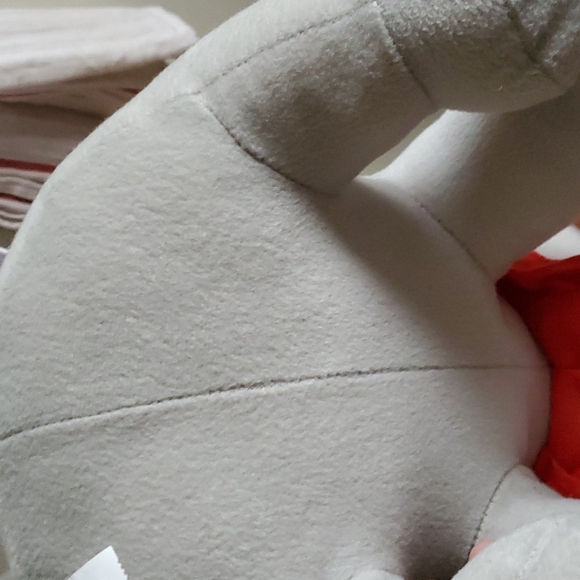 Disney Dumbo stuffed elephant 14' - Picture 6 of 9